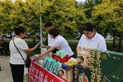 暑期,北大荒以"農(nóng)"為媒,引來八方游客